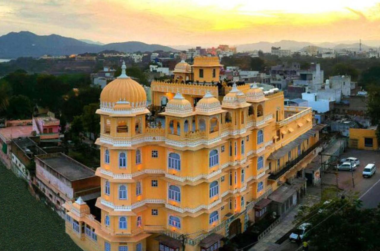 Bloom Boutique L Lake Pichola Udaipur Exteriör bild