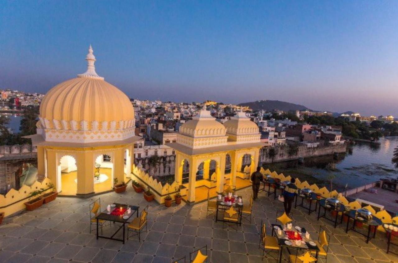 Bloom Boutique L Lake Pichola Udaipur Exteriör bild
