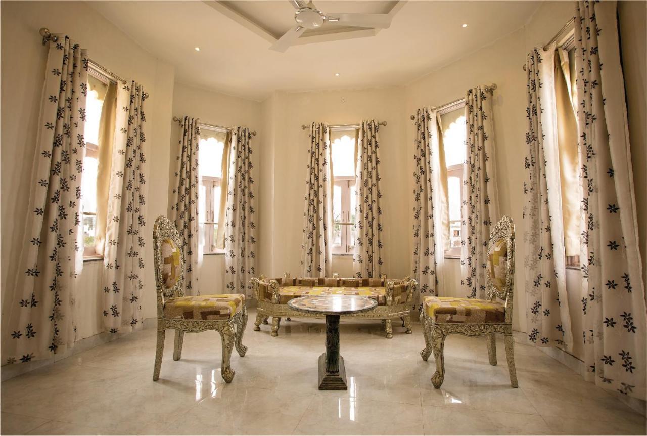 Bloom Boutique L Lake Pichola Udaipur Exteriör bild