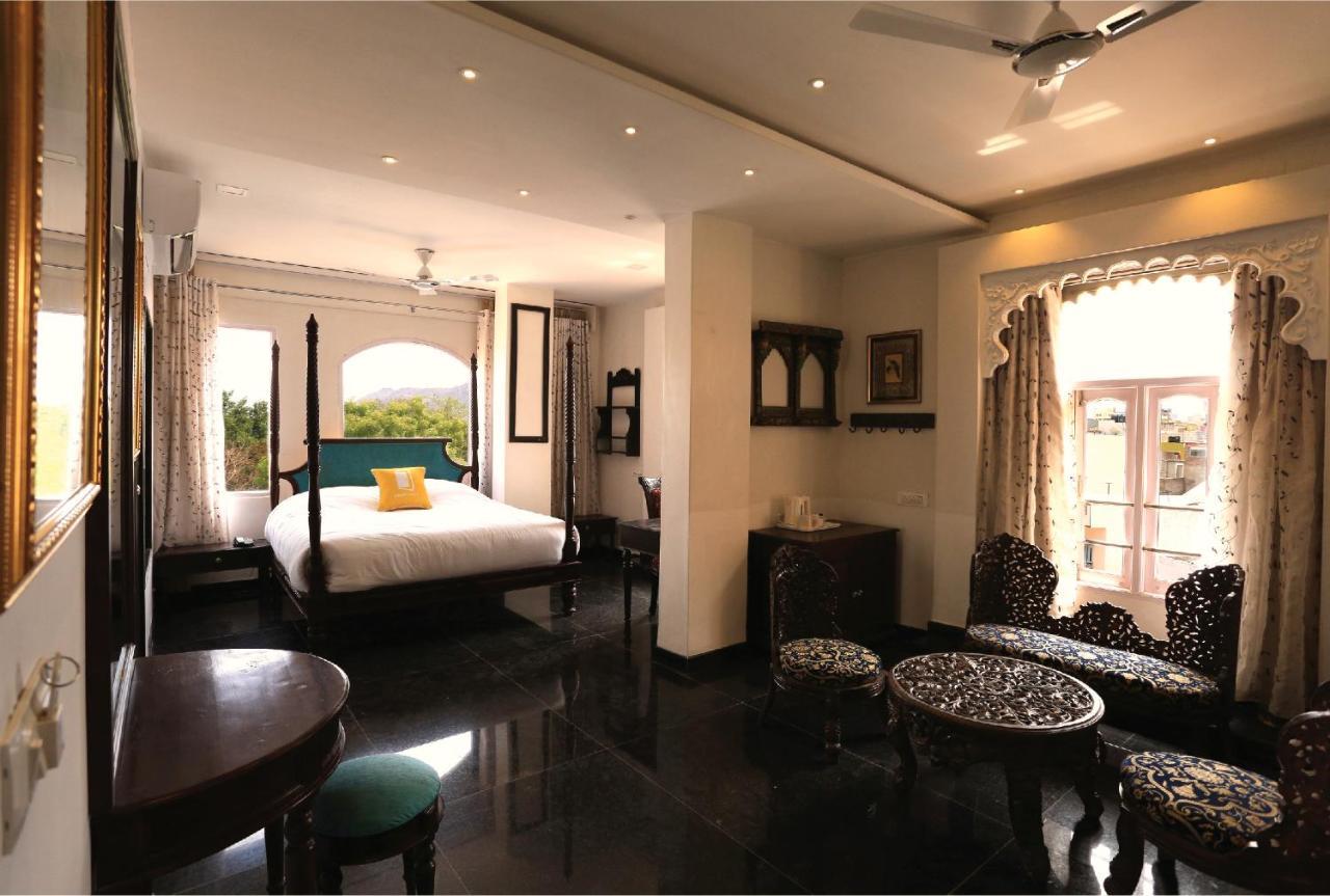 Bloom Boutique L Lake Pichola Udaipur Exteriör bild