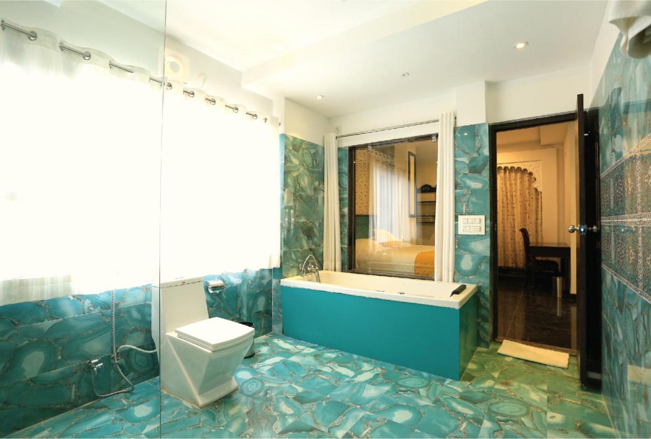 Bloom Boutique L Lake Pichola Udaipur Exteriör bild