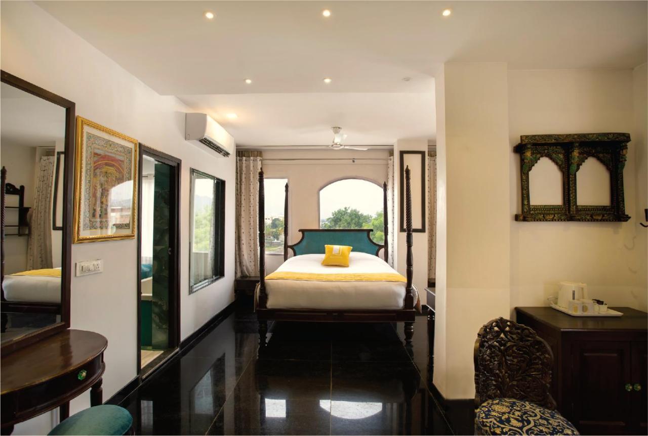 Bloom Boutique L Lake Pichola Udaipur Exteriör bild